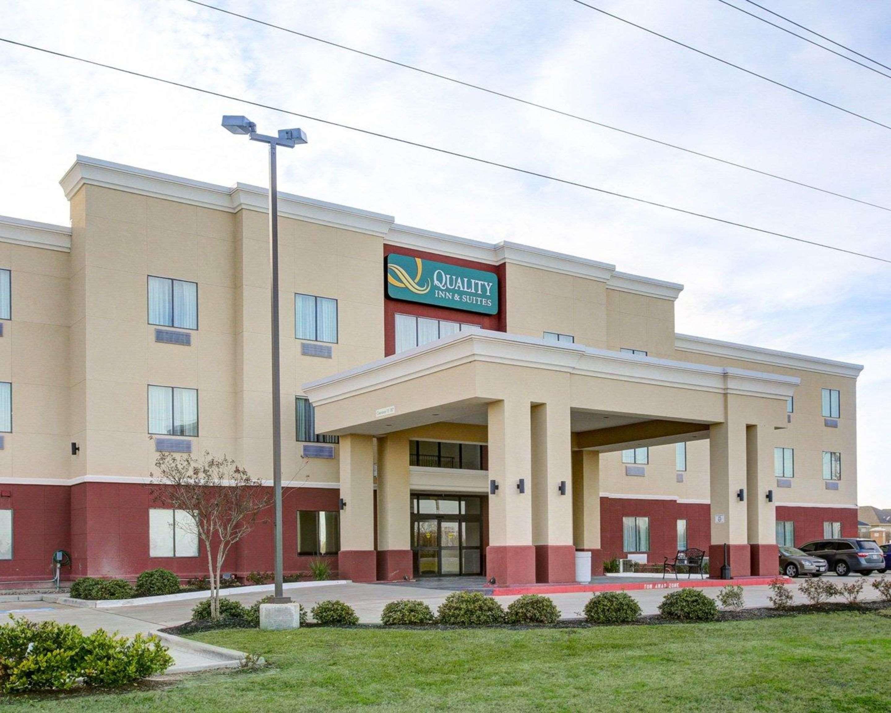 Quality Inn & Suites Bryan Exterior foto